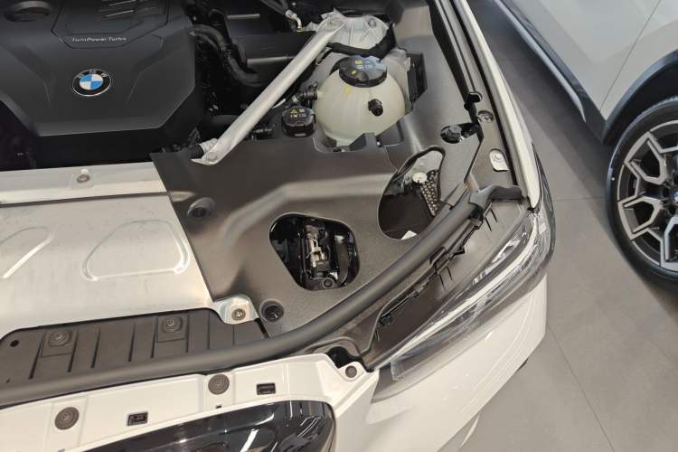 Used BMW X3 2023 Restyled xDrive30i Leading Edition M Night Sky Package Engine Bay Left