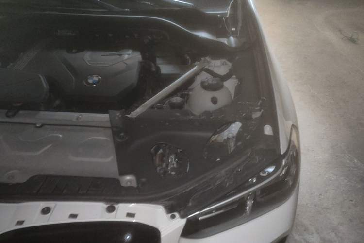 Used BMW X3 2023 Restyled xDrive30i Leading Edition M Night Sky Package Engine Bay Left