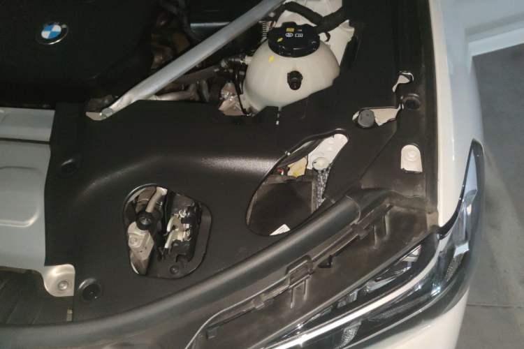 Used BMW X3 2023 xDrive25i M Sport Package Engine Bay Left