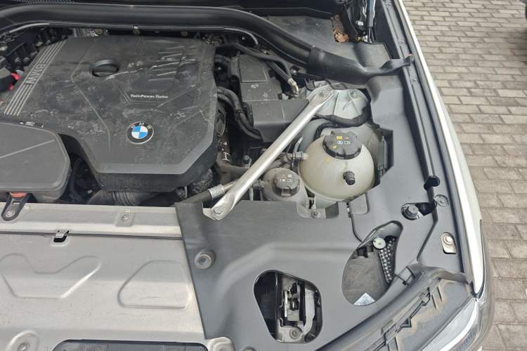 Used BMW X3 2023 Restyled xDrive30i Leading Edition M Night Sky Package Engine Bay Left