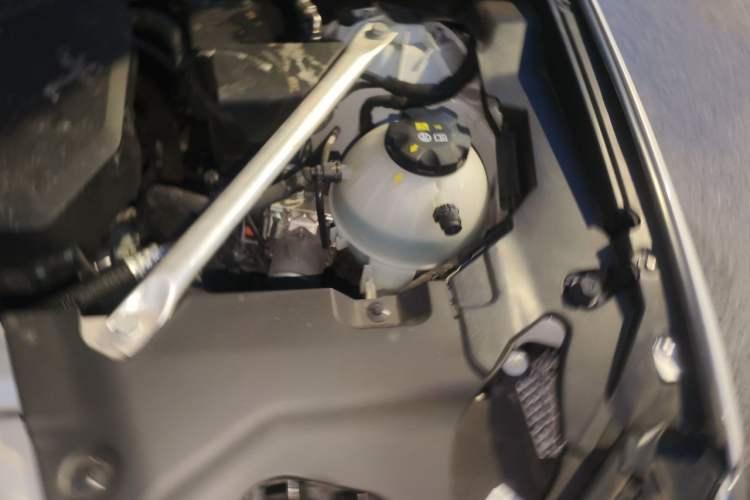 Used BMW X3 2023 xDrive25i M Sport Package Engine Bay Left