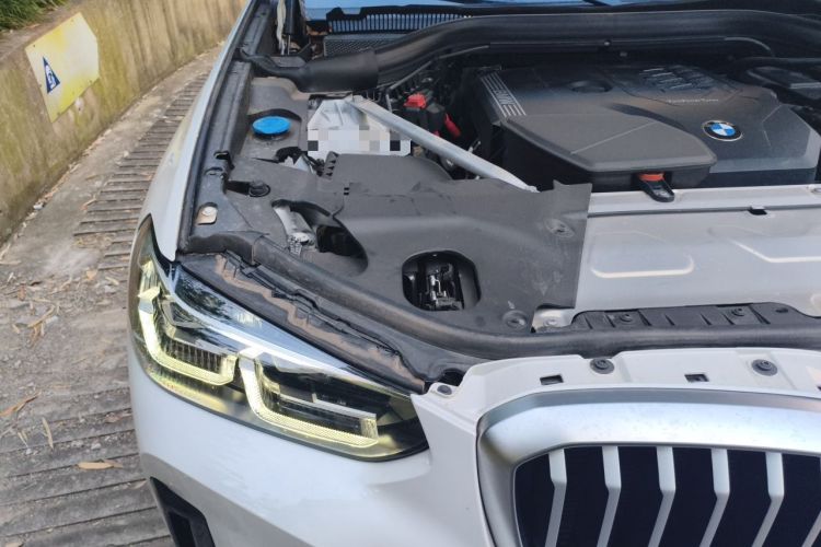 Used BMW X3 2023 xDrive25i M Sport Package Engine Bay Right