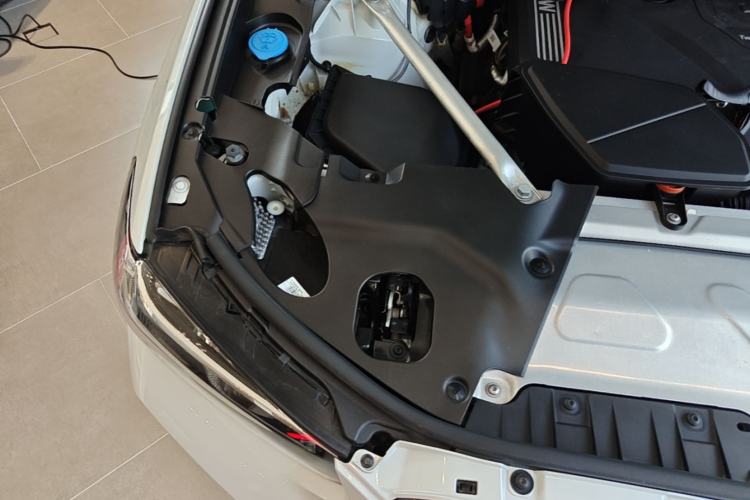 Used BMW X3 2023 xDrive30i Leading Model M Night Edition Package Engine Bay Right
