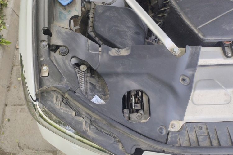 Used BMW X3 2023 xDrive25i M Sport Package Engine Bay Right
