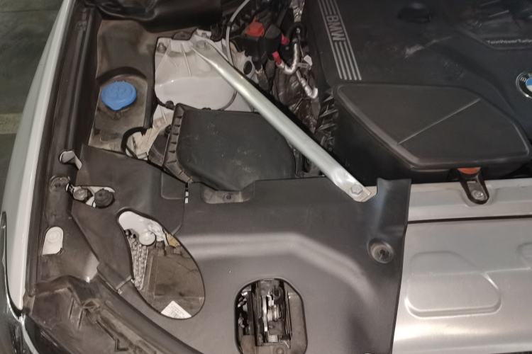 Used BMW X3 2023 xDrive25i M Sport Package Engine Bay Right