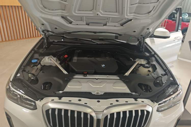 Used BMW X3 2023 xDrive25i M Sport Package Engine Bay