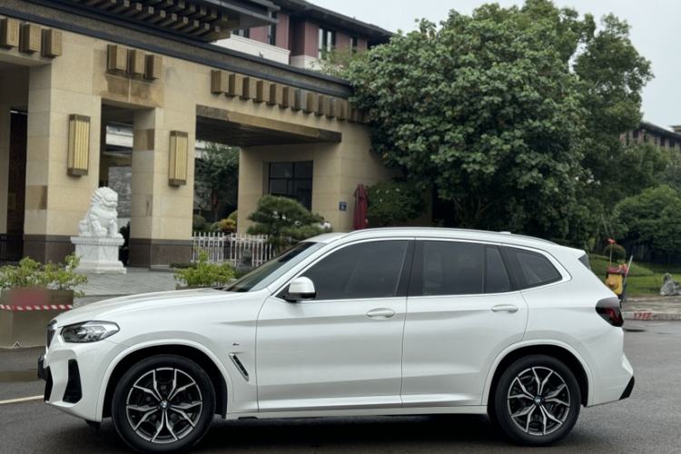 Used BMW X3 2023 xDrive25i M Sport Package Exterior 2