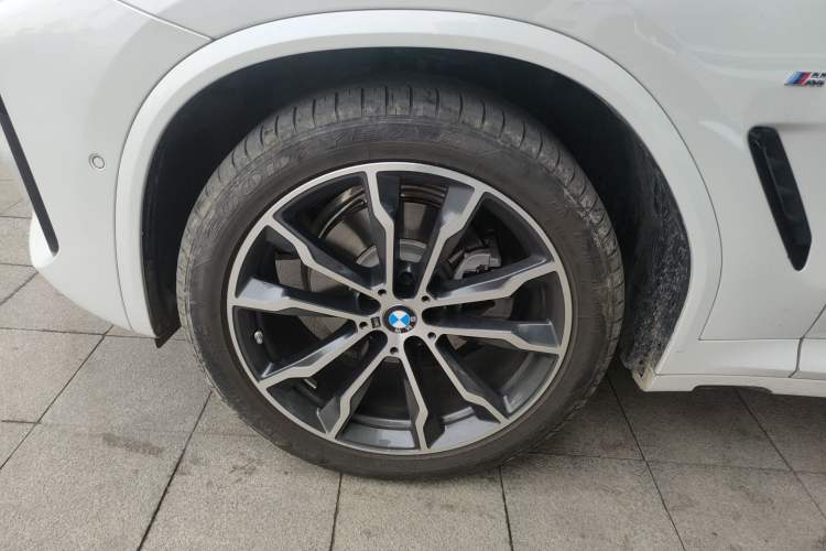 Used BMW X3 2023 Restyled xDrive30i Leading Edition M Night Sky Package Exterior 3