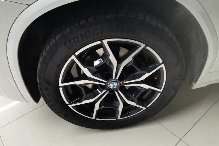 Used BMW X3 2023 xDrive25i M Sport Package Exterior 3