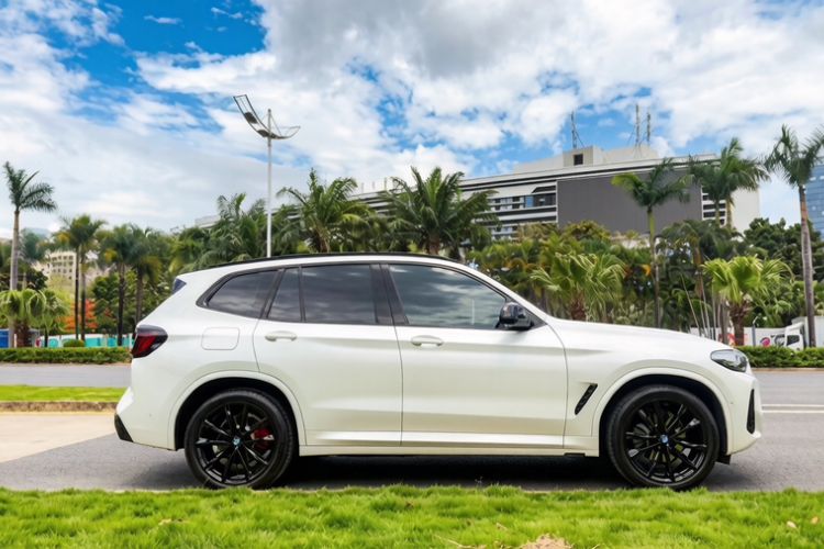 Used BMW X3 2023 Restyled xDrive30i Luxury Version M Night Edition Package Exterior 4