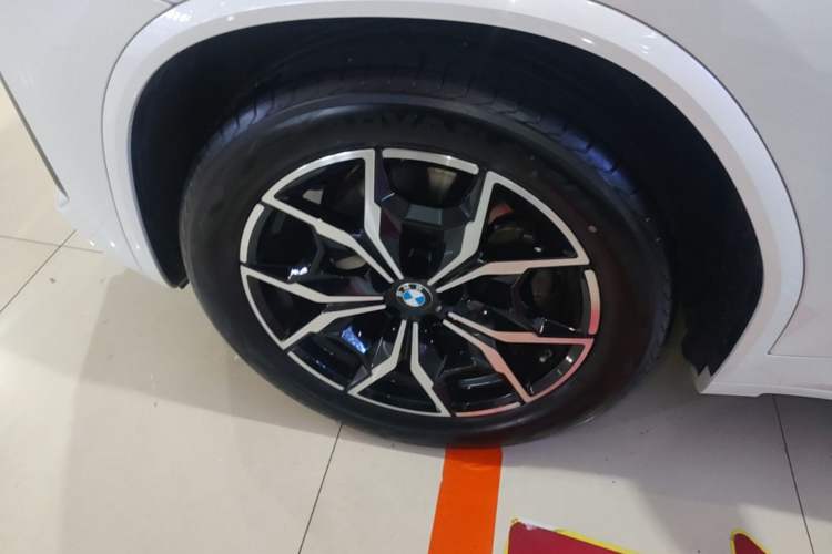 Used BMW X3 2023 xDrive25i M Sport Package Exterior 4