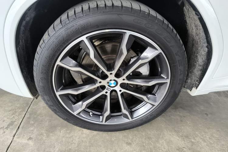 Used BMW X3 2023 xDrive30i Leading Model M Night Edition Package Exterior 4