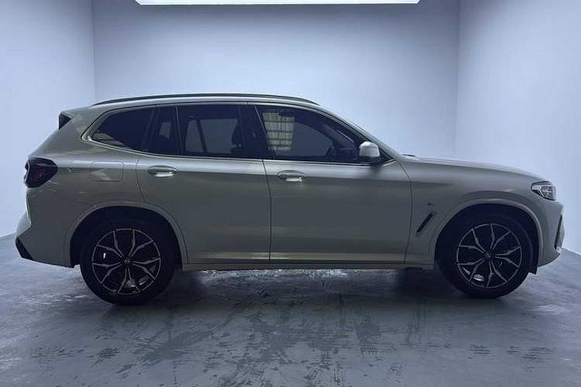 Used BMW X3 2023 xDrive25i M Sport Package Exterior 4