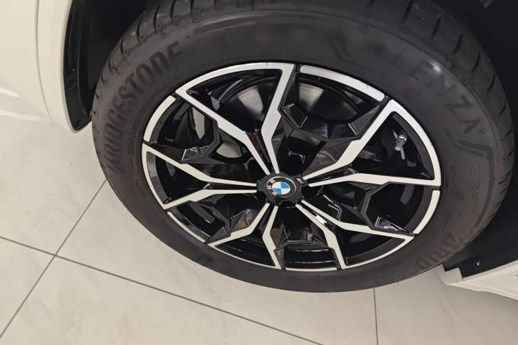 Used BMW X3 2023 xDrive25i M Sport Package Exterior 4