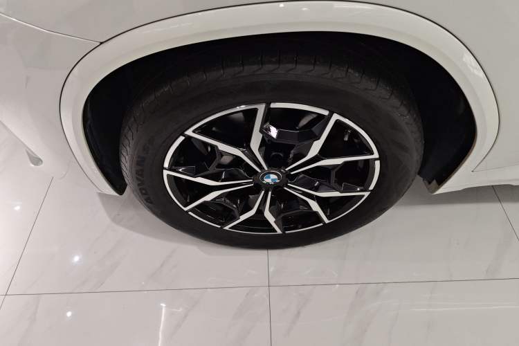 Used BMW X3 2023 xDrive25i M Sport Package Exterior 4