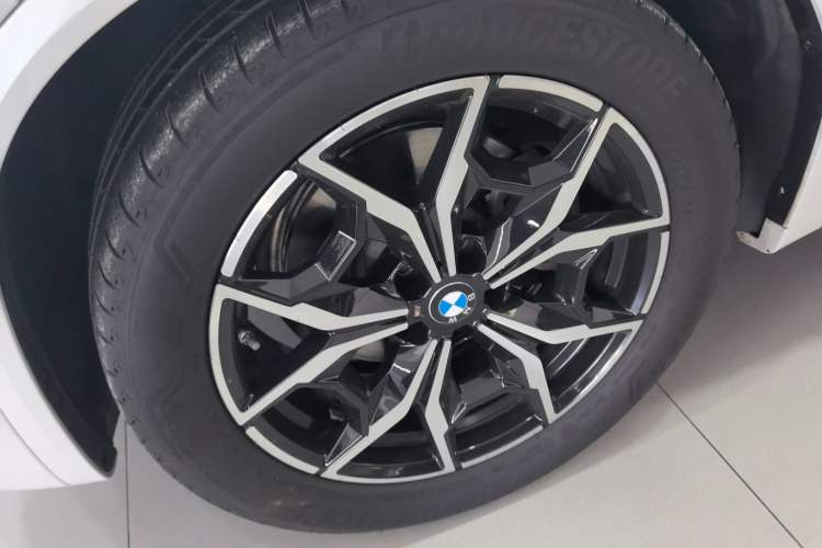 Used BMW X3 2023 xDrive25i M Sport Package Exterior 4