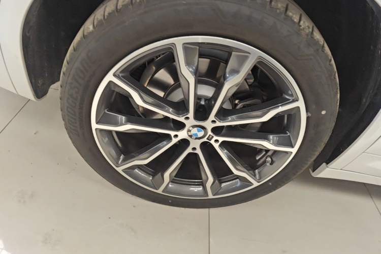 Used BMW X3 2023 Restyled xDrive30i Leading Edition M Night Sky Package Exterior 5