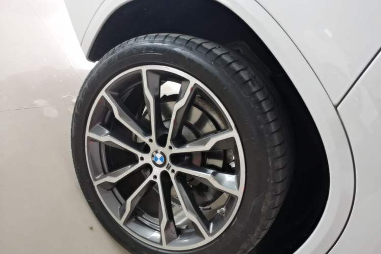 Used BMW X3 2023 Restyled xDrive30i Leading Edition M Night Sky Package Exterior 5