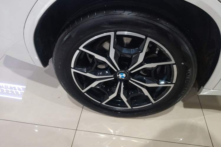 Used BMW X3 2023 xDrive25i M Sport Package Exterior 5