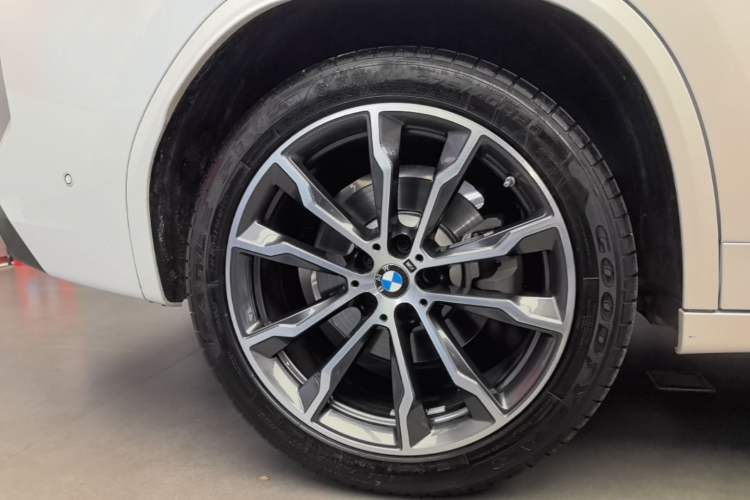 Used BMW X3 2023 Restyled xDrive30i Leading Edition M Night Sky Package Exterior 5