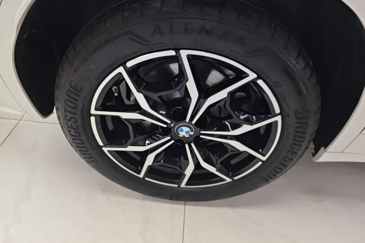 Used BMW X3 2023 xDrive25i M Sport Package Exterior 5