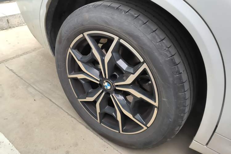 Used BMW X3 2023 xDrive25i M Sport Package Exterior 5