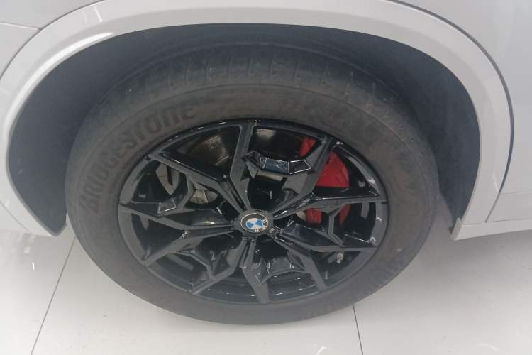 Used BMW X3 2023 xDrive25i M Sport Package Exterior 5