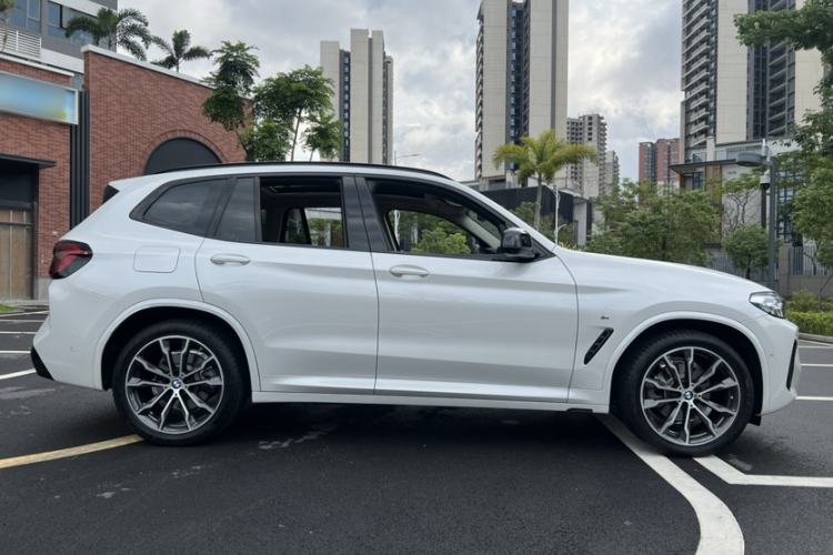 Used BMW X3 2023 xDrive30i Leading Model M Night Edition Package Exterior 8