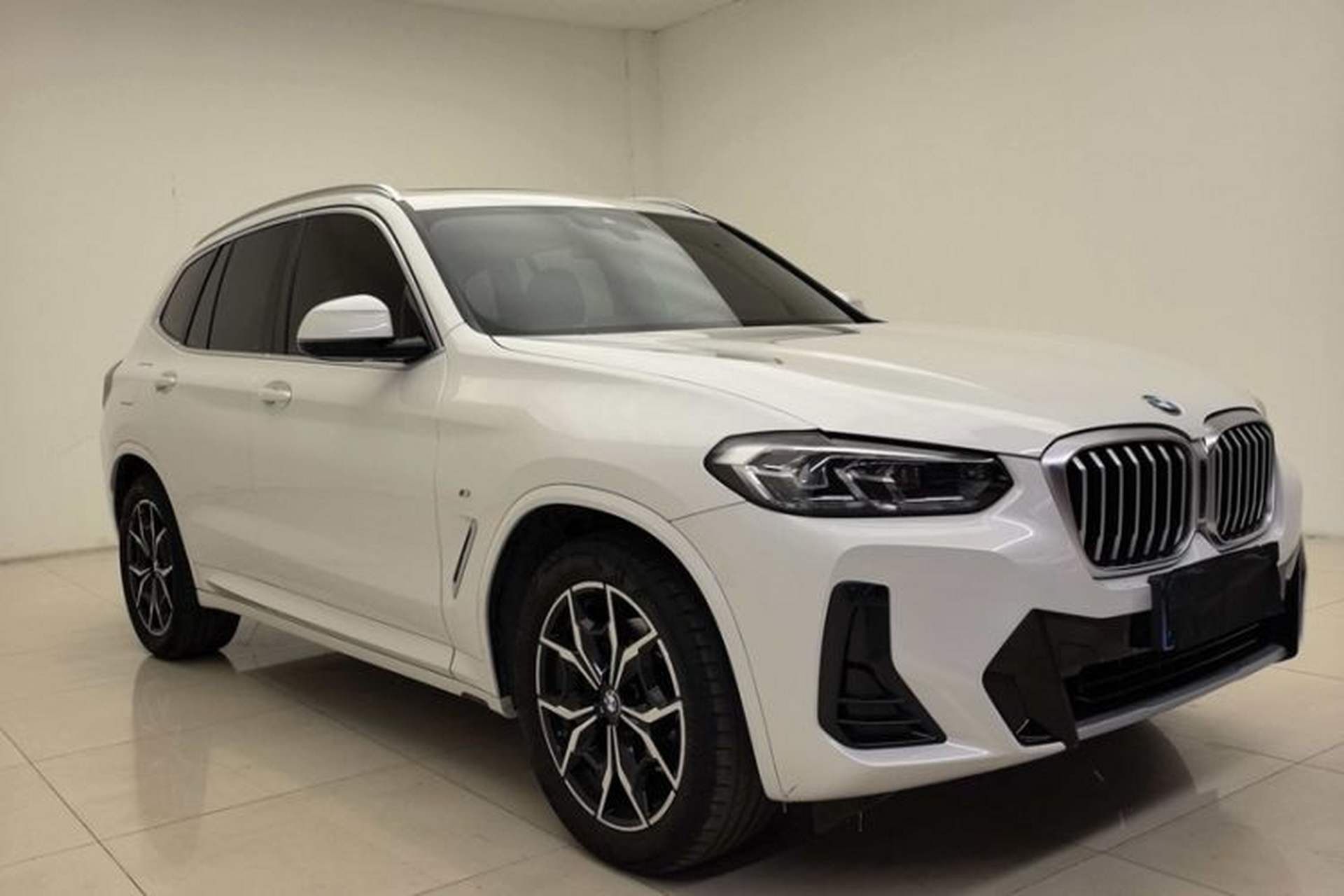 Used BMW X3 2023 xDrive25i M Sport Package Exterior 8