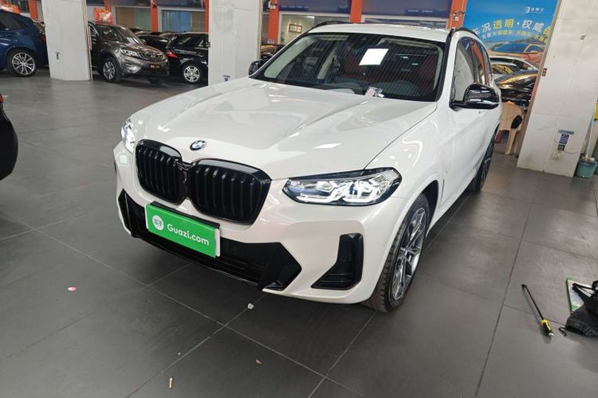 Used BMW X3 2023 Restyled xDrive30i Leading Edition M Night Sky Package Front Left 45 Deg