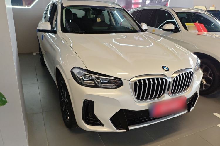 Used BMW X3 2023 xDrive25i M Sport Package Front Right 45 Deg