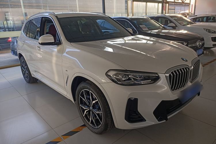 Used BMW X3 2023 xDrive25i M Sport Package Front Right 45 Deg