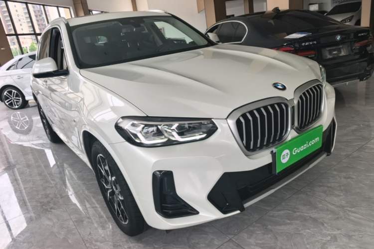 Used BMW X3 2023 xDrive25i M Sport Package Front Right 45 Deg
