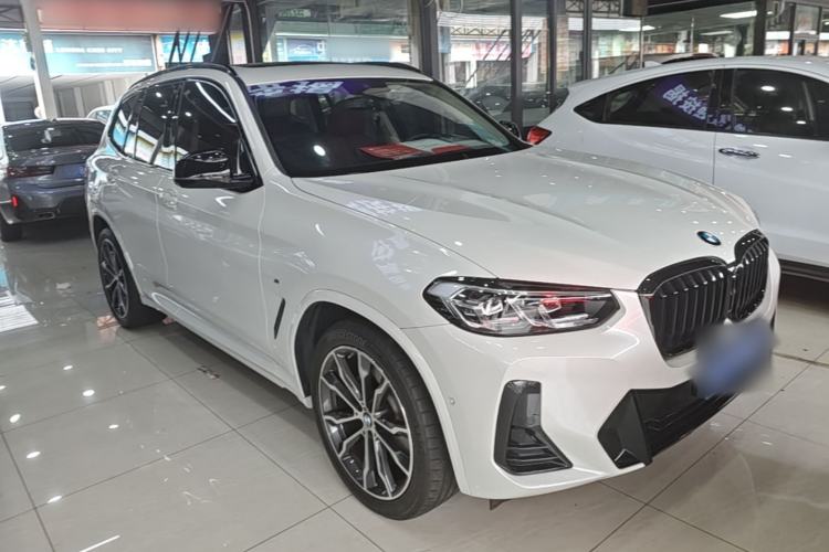 Used BMW X3 2023 Restyled xDrive30i Leading Edition M Night Sky Package Front Right 45 Deg
