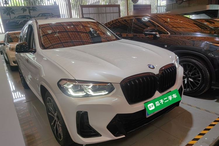 Used BMW X3 2023 Restyled xDrive30i Leading Edition M Night Sky Package Front Right 45 Deg