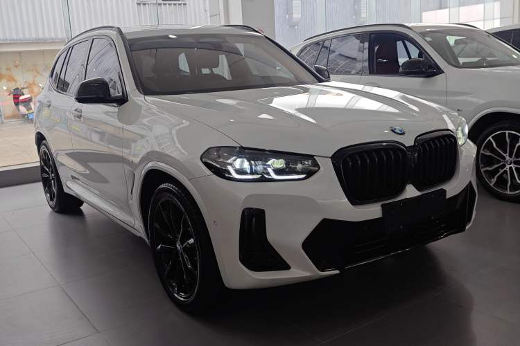 Used BMW X3 2023 xDrive30i Luxury Edition M Night Sky Package Front Right 45 Deg