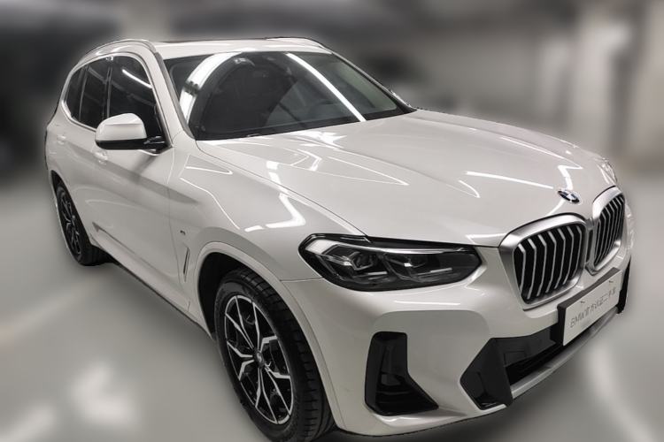 Used BMW X3 2023 xDrive25i M Sport Package Front Right 45 Deg