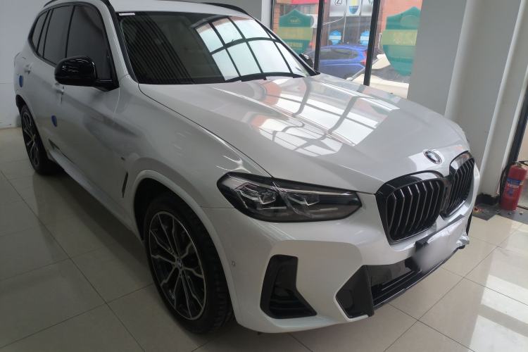 Used BMW X3 2023 Restyled xDrive30i Leading Edition M Night Sky Package Front Right 45 Deg