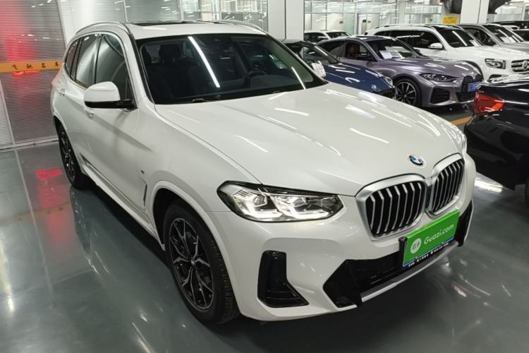 Used BMW X3 2023 xDrive25i M Sport Package Front Right 45 Deg