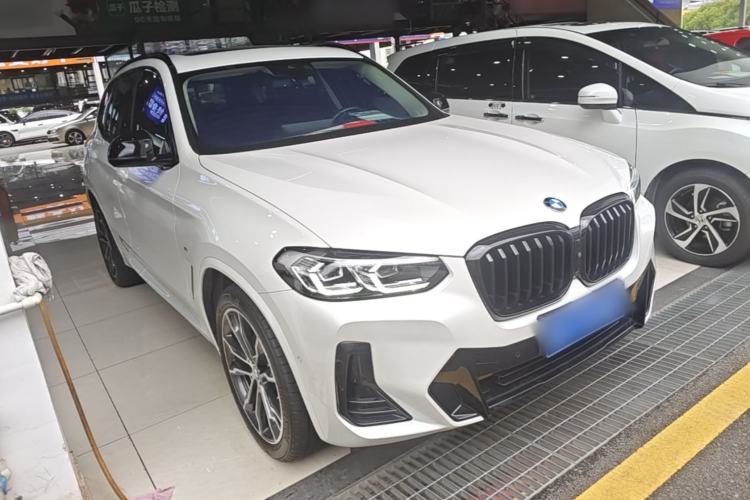 Used BMW X3 2023 Restyled xDrive30i Leading Edition M Night Sky Package Front Right 45 Deg