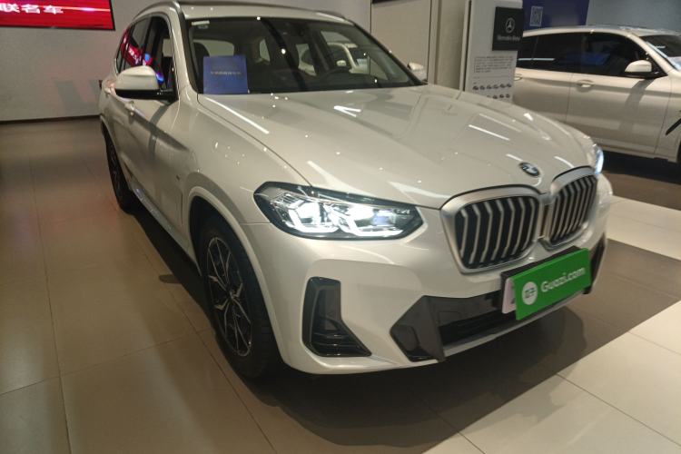 Used BMW X3 2023 xDrive25i M Sport Package Front Right 45 Deg