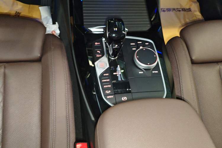 Used BMW X3 2023 xDrive25i M Sport Package Gear Lever