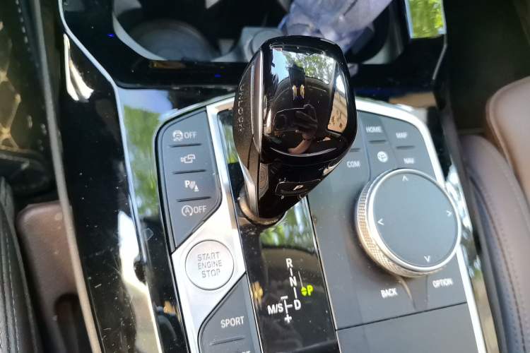 Used BMW X3 2023 xDrive30i Leading Model M Night Edition Package Gear Lever