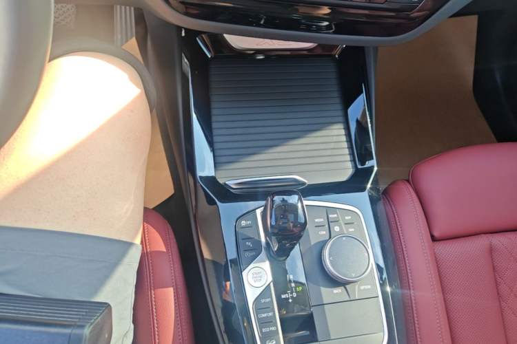 Used BMW X3 2023 xDrive25i M Sport Package Gear Lever