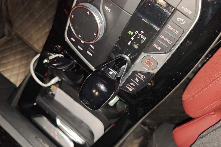Used BMW X3 2023 xDrive30i Luxury Edition M Night Sky Package Gear Lever