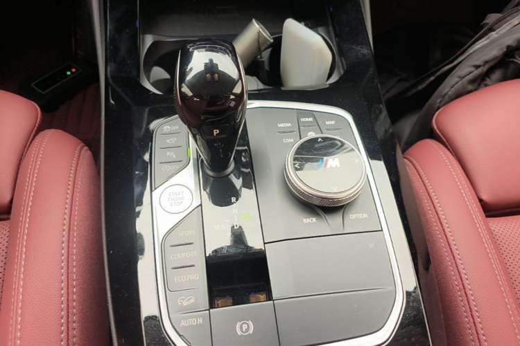 Used BMW X3 2023 Restyled xDrive30i Leading Edition M Night Sky Package Gear Lever