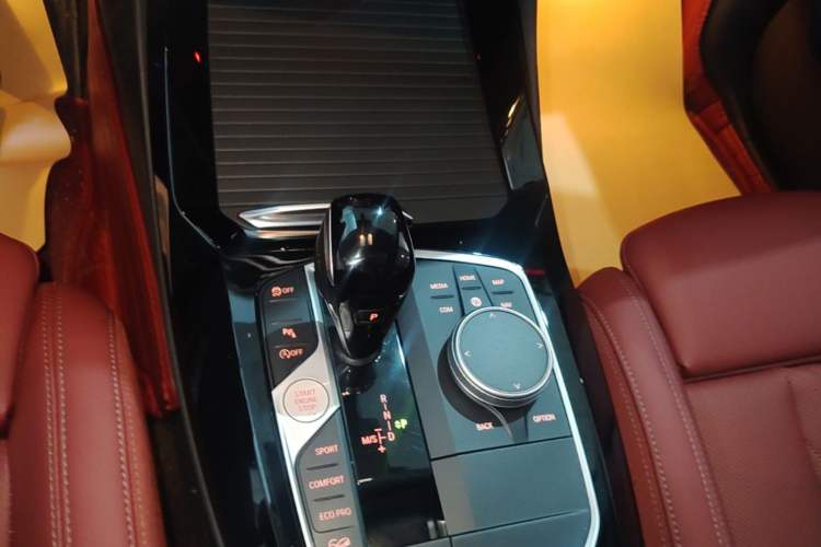 Used BMW X3 2023 xDrive25i M Sport Package Gear Lever