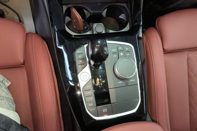 Used BMW X3 2023 xDrive30i Leading Model M Night Edition Package Gear Lever
