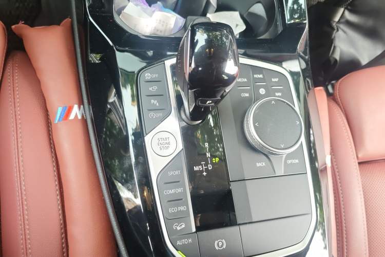 Used BMW X3 2023 Restyled xDrive30i Leading Edition M Night Sky Package Gear Lever