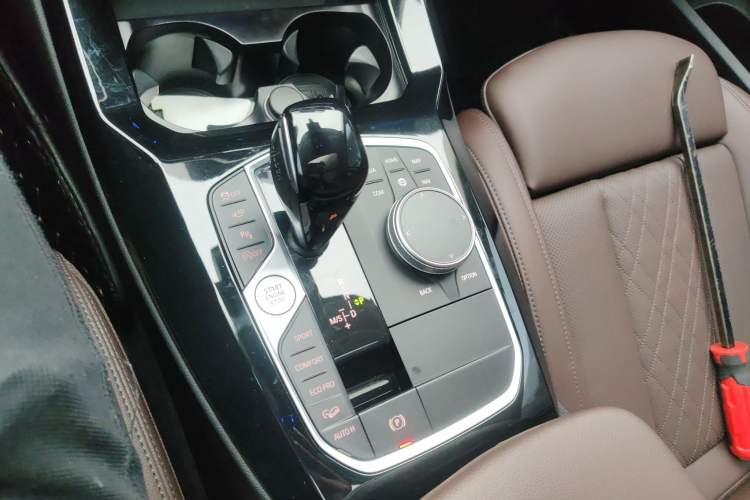 Used BMW X3 2023 xDrive30i Leading Model M Night Edition Package Gear Lever